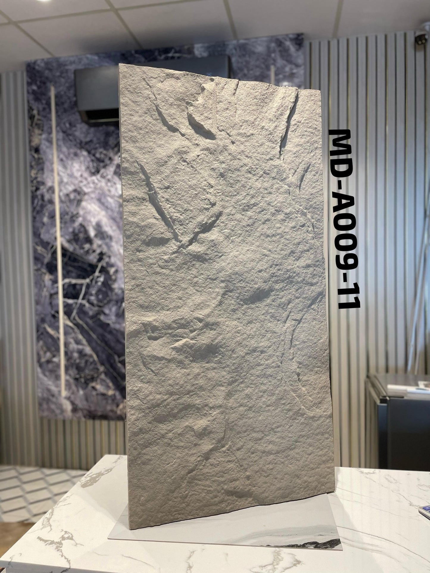 Tấm ốp đá PU lồi lõm kích thước lớn - Concave-convex rock wall