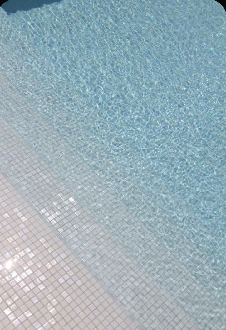 Gạch Mosaic bể bơi