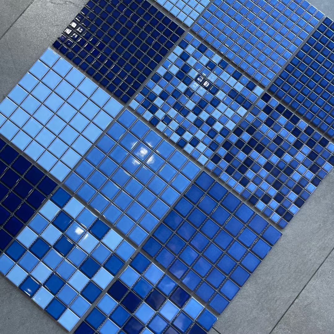 Gạch Mosaic bể bơi